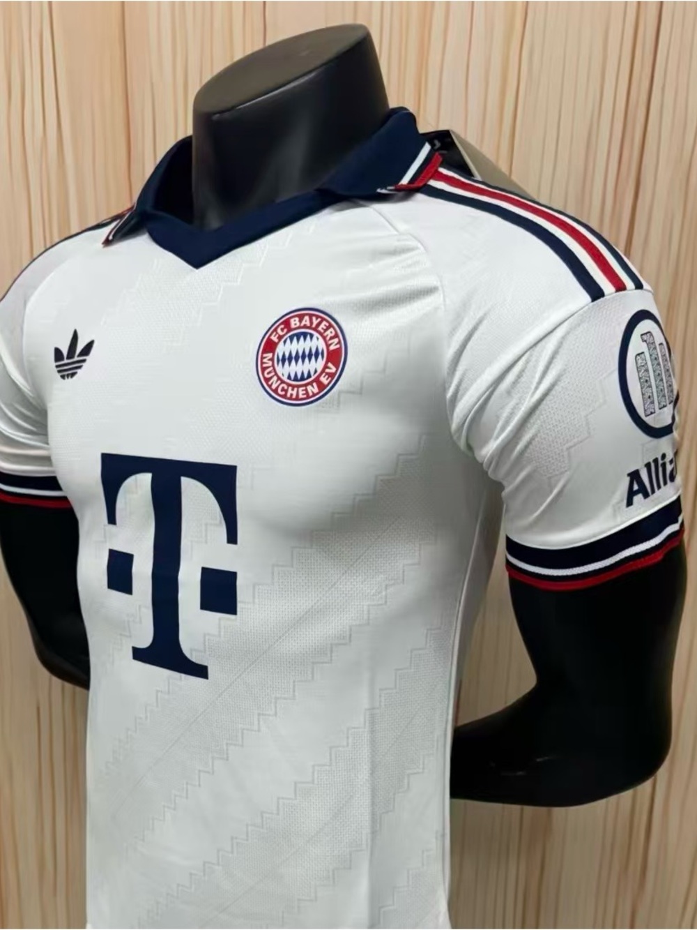 adidas White and Navy Bayern Munich Football Jersey with Red Trim - Picture 3 of 4